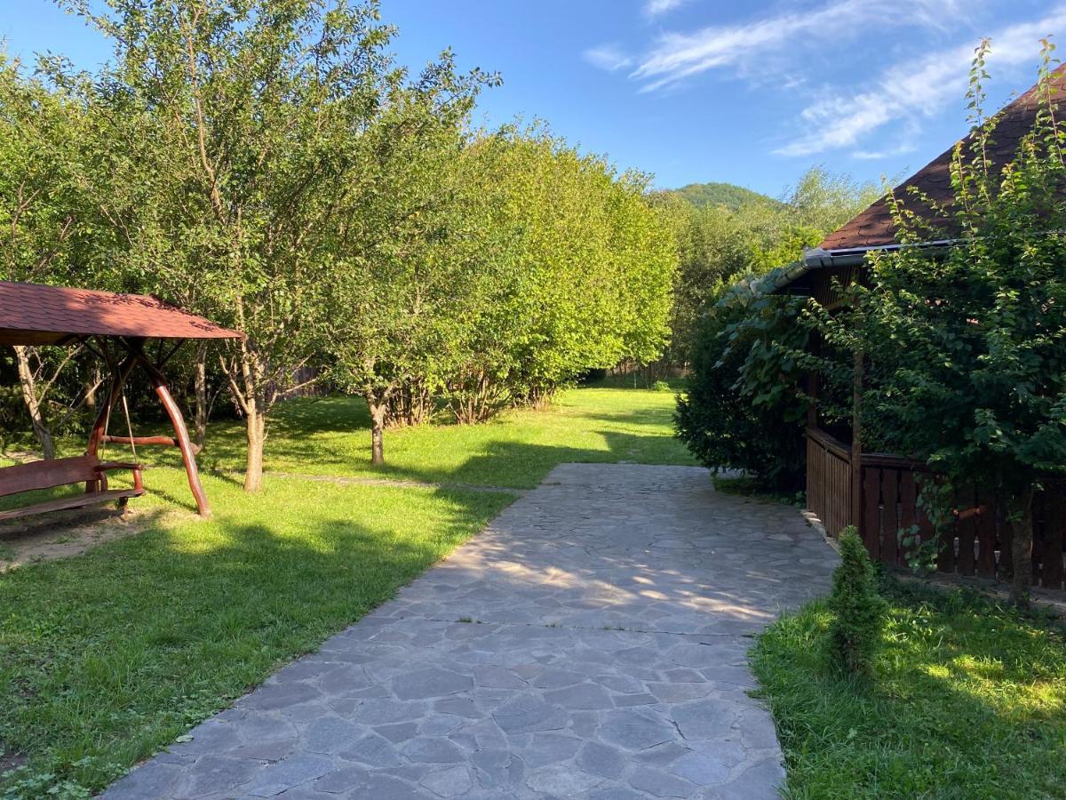 Csabi & Edi Vendeghaz Villa Sub Cetate Eksteriør billede