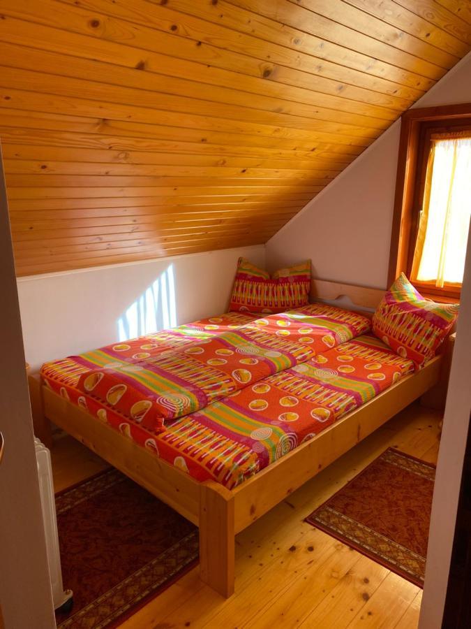Csabi & Edi Vendeghaz Villa Sub Cetate Eksteriør billede